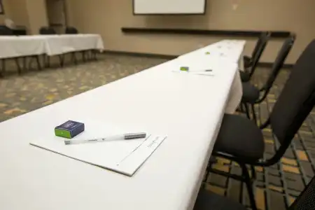 Hampton Inn & Suites Oklahoma City Airport - 30