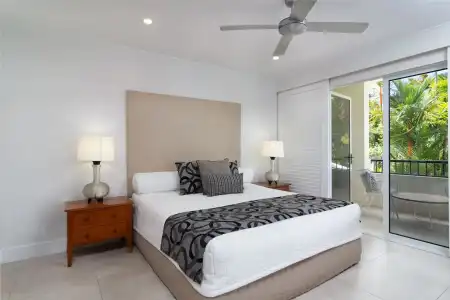 Mandalay Luxury Beachfront Apartments - 1