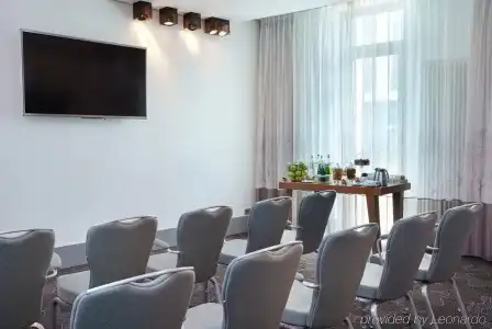 Premier Inn Berlin Alexanderplatz - 13