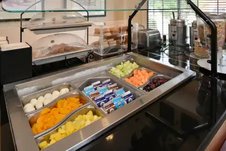 Staybridge Suites Chesapeake by IHG - 8