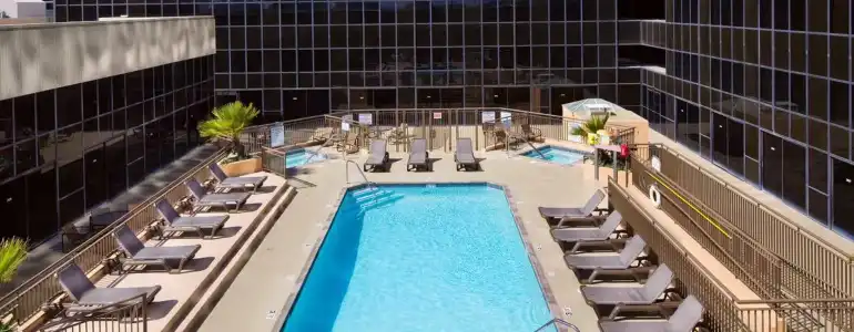 Hilton Los Angeles Airport - 18