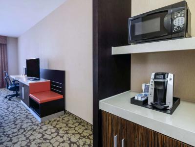 Hilton Garden Inn Las Vegas Strip South - 34