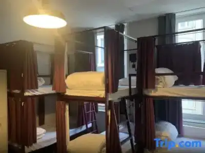 Safestay Brussels Grand Place - 87