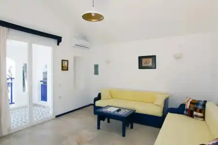 Marphe Suite & Villas - 20