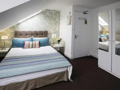 Primrose Guest House - 56