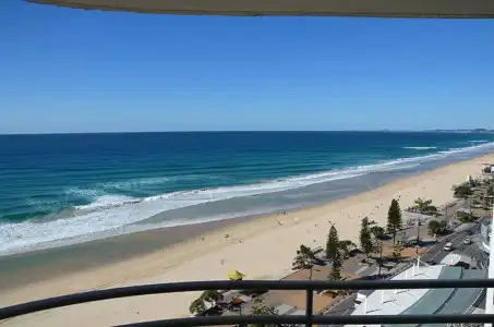 Zenith Ocean Front Apartments - 19