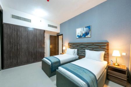 Luxe Grand Apartments - 36
