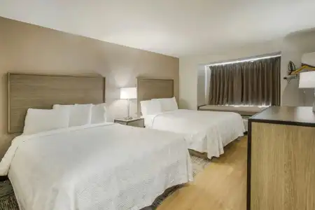 Red Roof Inn PLUS+ & Suites Savannah - I-95 - 27