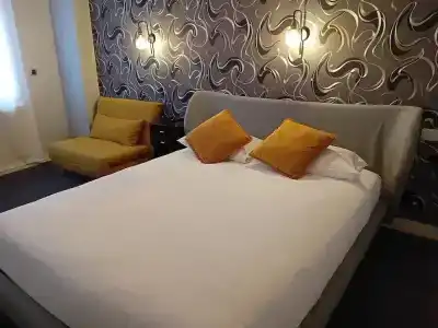 Contact Hôtel des Deux Moulins Limoges - Proche de la gare - 51