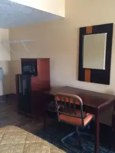 Diamond Inn and Suites - 20