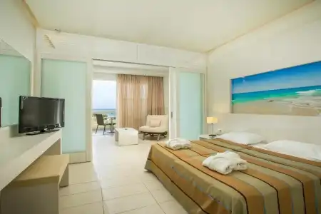 Lindos White & Suites - 40
