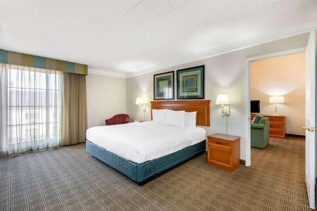 La Quinta Inn by Wyndham El Paso West - 29