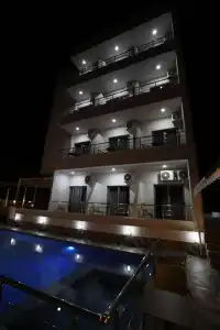 Piramida - 30