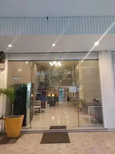 V Check Inn Sukhumvit 22 - 24