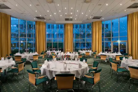 Wyndham Hannover Atrium - 18