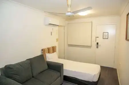 Best Western Cattle City Motor Inn - 68