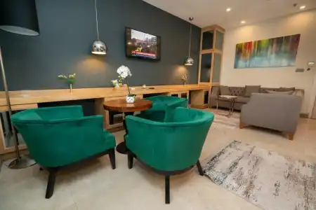 The Gate 30 Suites - 135