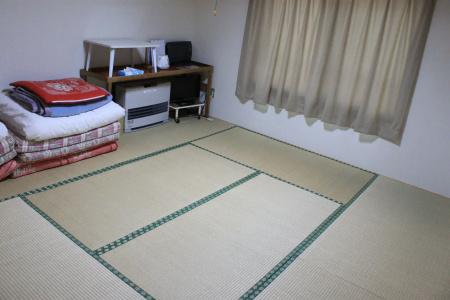 Minshuku Akiba - 2