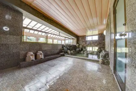 Hakuba Royal - 16