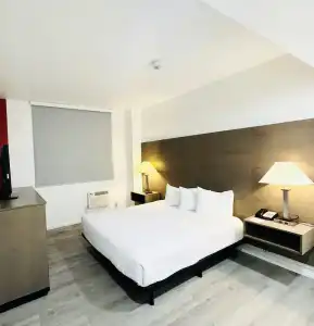 Ramada by Wyndham San Diego Airport - 45