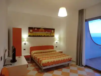 B&B Mediterraneo Mare e Sole - 15