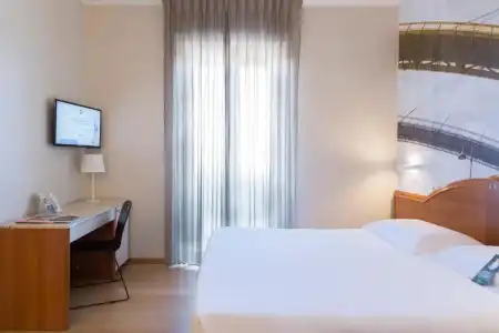 B&B - 66