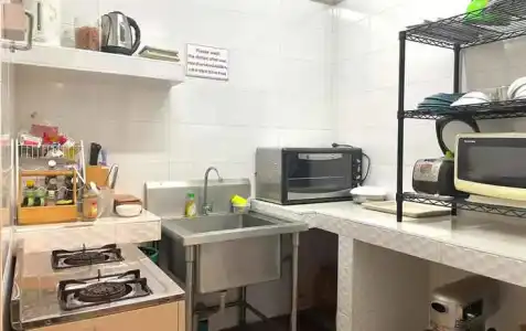 BakeRoom 1 Hostel - 10