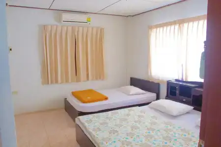 Sichang Shine Khao Resort - 22