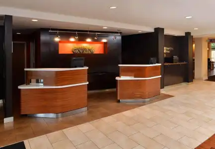 Courtyard Marriott Laredo - 1