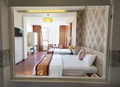 Flora Hue - 128