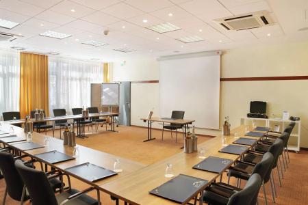 Courtyard by Marriott Dresden - 10