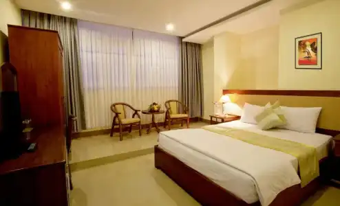 Nhat Thanh - 16