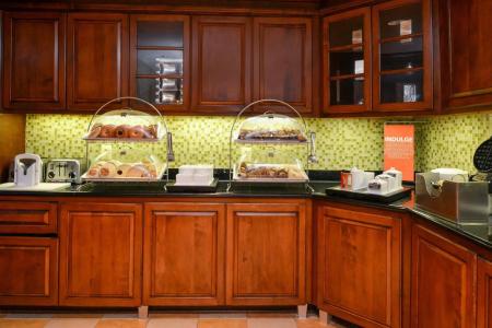 Hampton Inn & Suites Fredericksburg South - 21