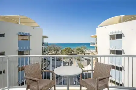 Rolling Surf Resort - 46