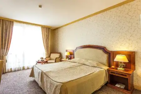 Romance & Family Suites - 66