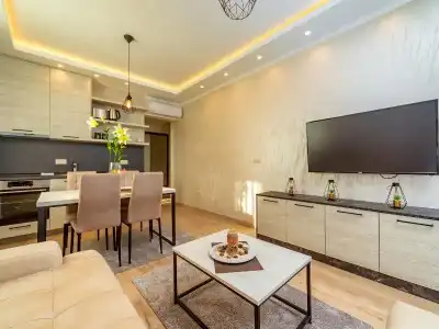 Luxury Apartments Queen - 38