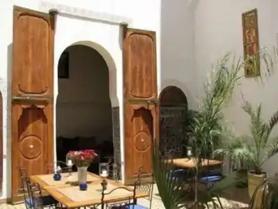 Riad Attarine - 23