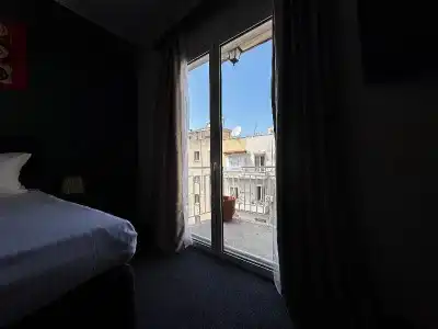 Connect Suites - 72