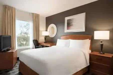 Towneplace Suites by Marriott Boca Raton - 35