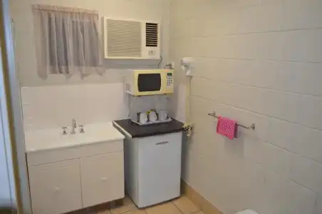 Welcome Home Motel and Apartments - 30