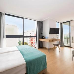 Kyrat Amarac Suites - 32