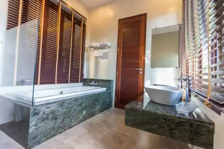 Bhu Tarn Koh Chang Resort and Spa - 65