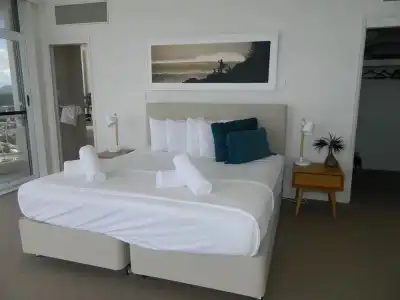 2nd Avenue Beachside Apartments - 61