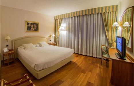 Best Western Globus City - 64