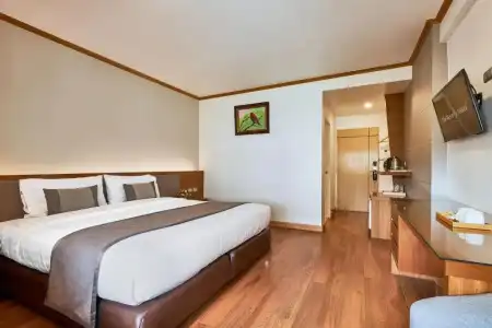 The Beverly Pattaya - 36