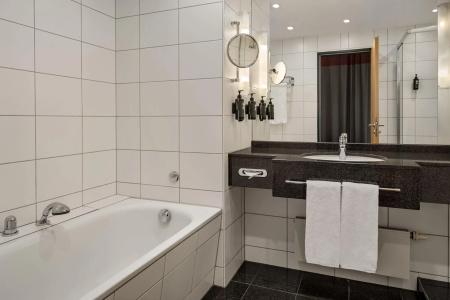 Ramada by Wyndham Essen - 3