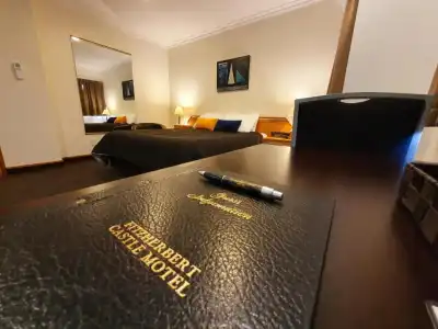 Fitzherbert Castle Motel - 22