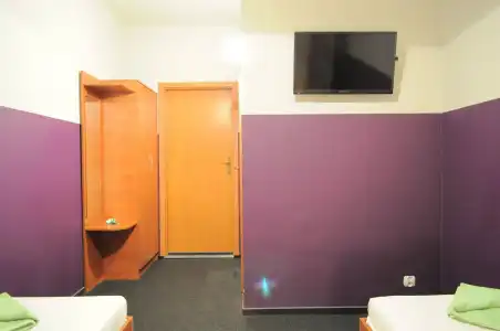 Freedom Hostel - 5