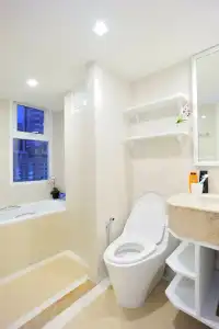 Sabai Sathorn - 17