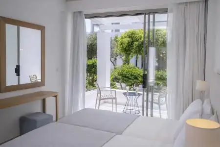 Maritimo Beach - 90